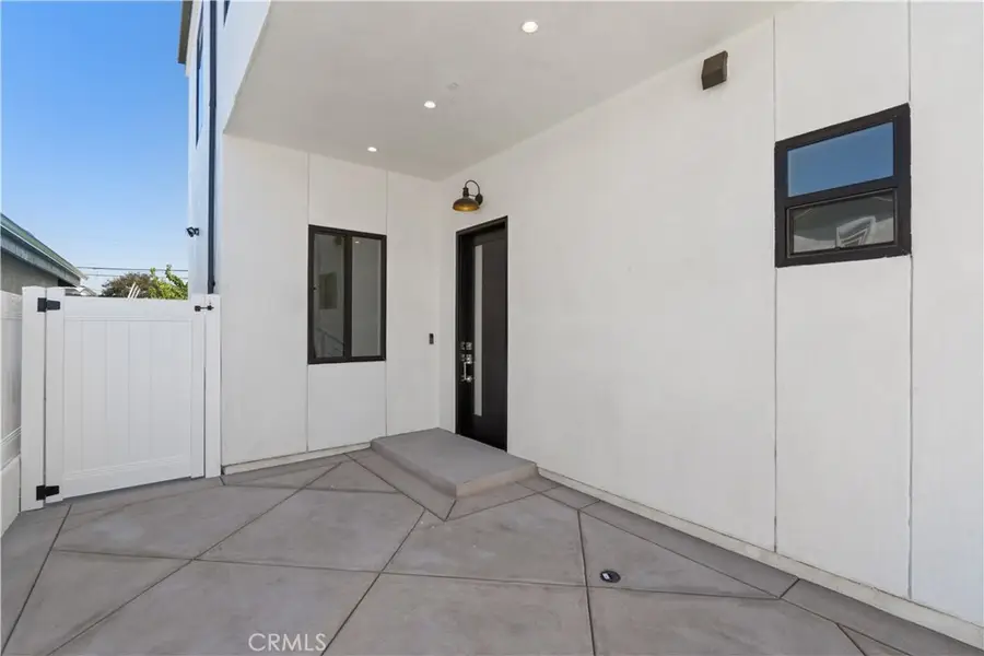 15634 Sombra Avenue #B, Lawndale, CA 90260 - #2