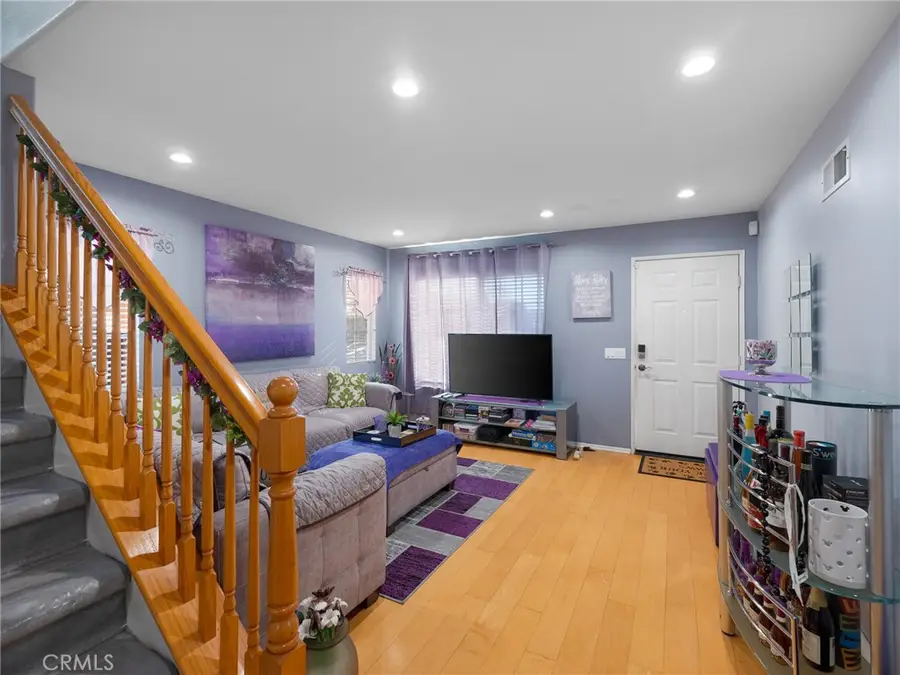 40 Linhaven, Irvine, CA 92602 - #2