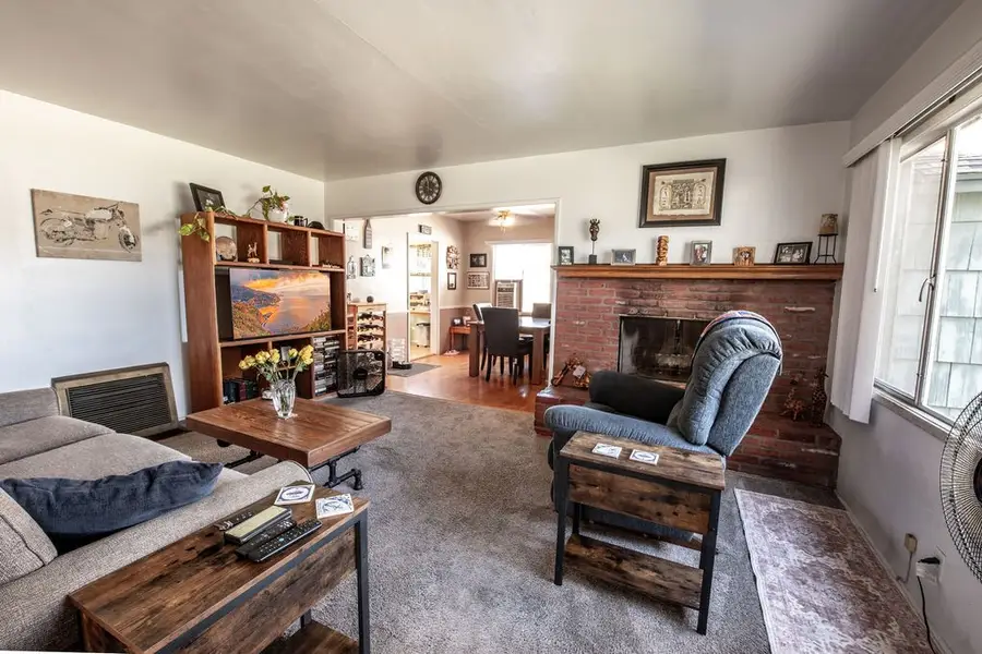 4403 Shadeway Road, Lakewood, CA 90713 - #3