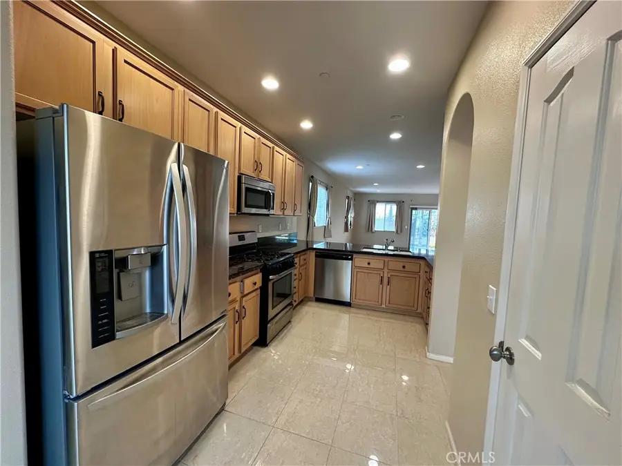 3127 W Penny Lane, Rialto, CA 92376 - #2