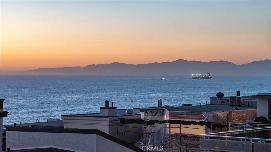208 19th Street, Manhattan Beach, CA 90266 - #2