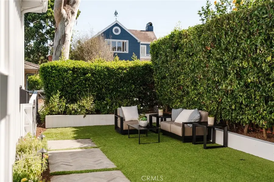 3521 Laurel Avenue, Manhattan Beach, CA 90266 - #3