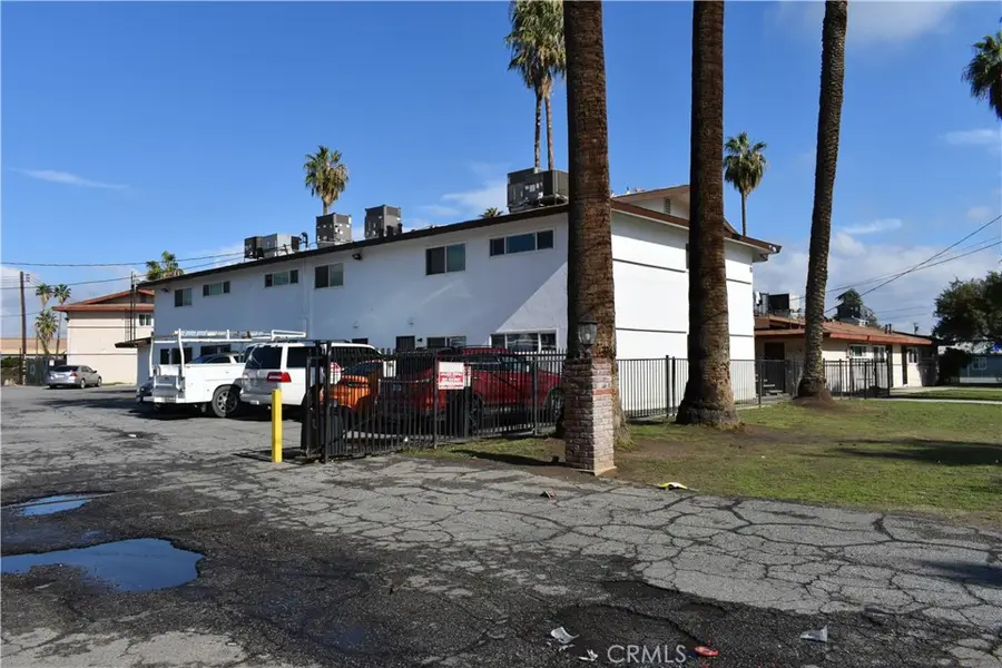900 Terrace Way, Bakersfield, CA 93304 - #2