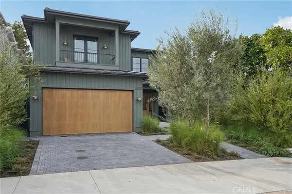 2313 Walnut Avenue, Manhattan Beach, CA 90266
