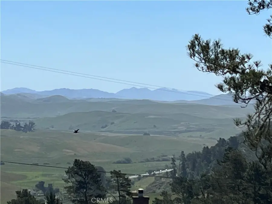 35 Spencer Street, Cambria, CA 93428 - Image #2