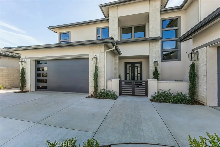 2315 E Courtside Drive, Fresno, CA 93730 - Image #3