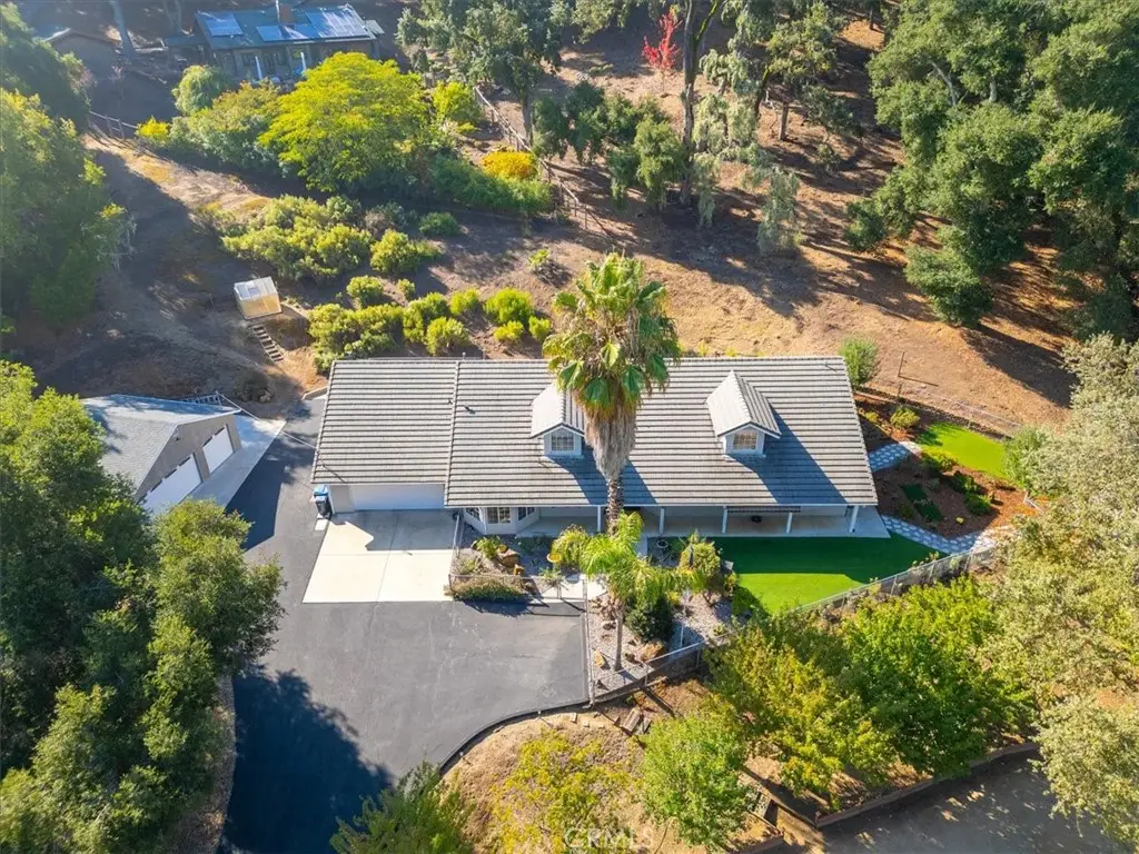 9350 Santa Cruz Rd, Atascadero, CA 93422 - Image #1