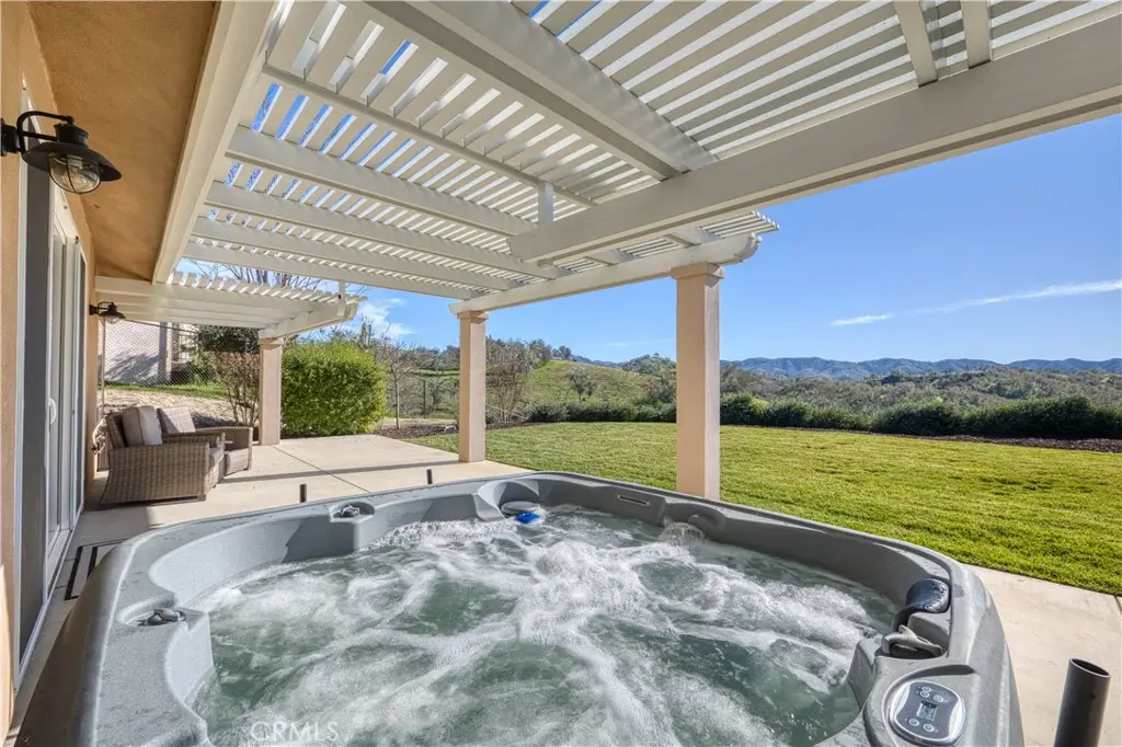 2210 Holly Drive, Paso Robles, CA 93446 - #1