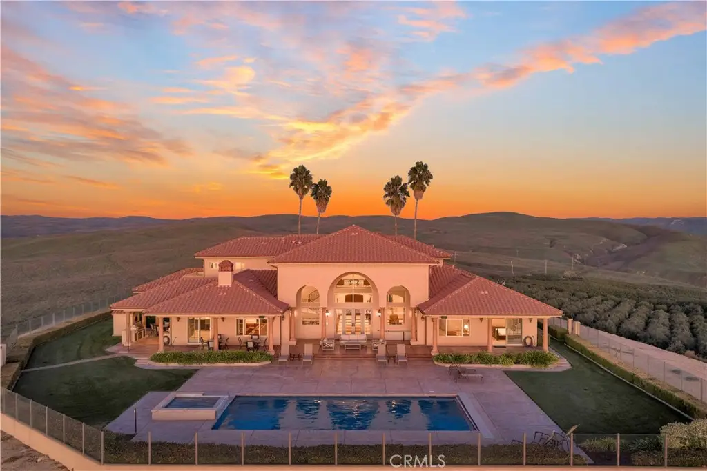 1990 E 46, Shandon, CA 93461 - Image #1