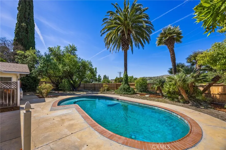 215 Hilltop, Paso Robles, CA 93446 - #3