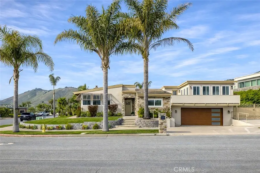 118 Hermosa Dr, Pismo Beach, CA 93449 - Image #2