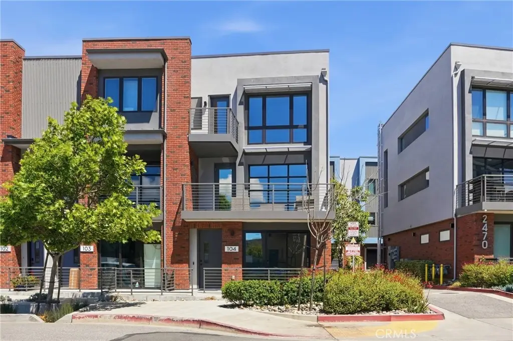 2460 Victoria #104, San Luis Obispo, CA 93401 - #1
