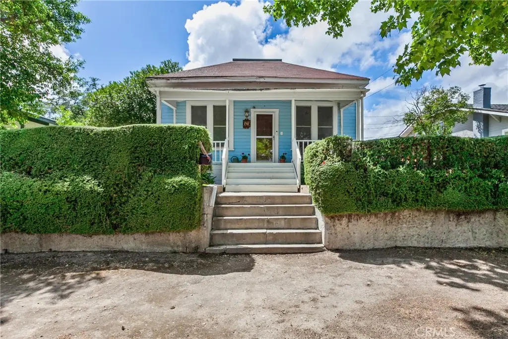 1517 Olive St., Paso Robles, CA 93446 - #1