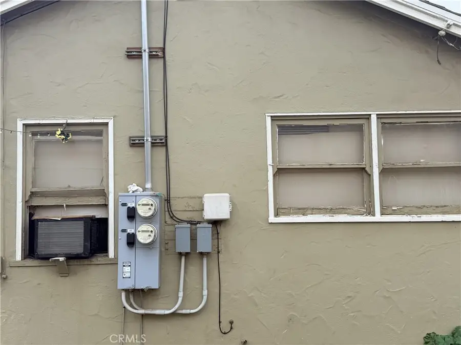 447 W Maple, Exeter, CA 93221 - #2