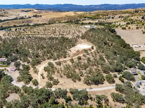 835 Spring Creek Way, Templeton, CA 93465