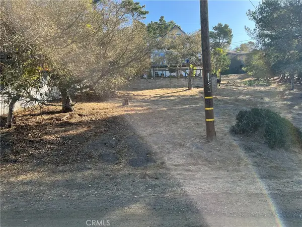 13 Tweed Avenue, Cambria, CA 93428