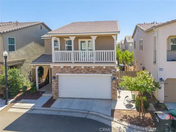 876 Winchell W, Madera, CA 93636