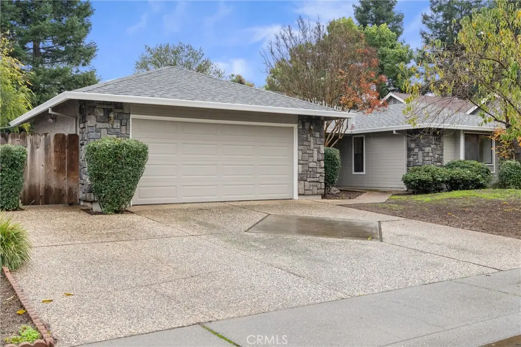 1036 Gateway Lane, Chico, CA 95926 - #1