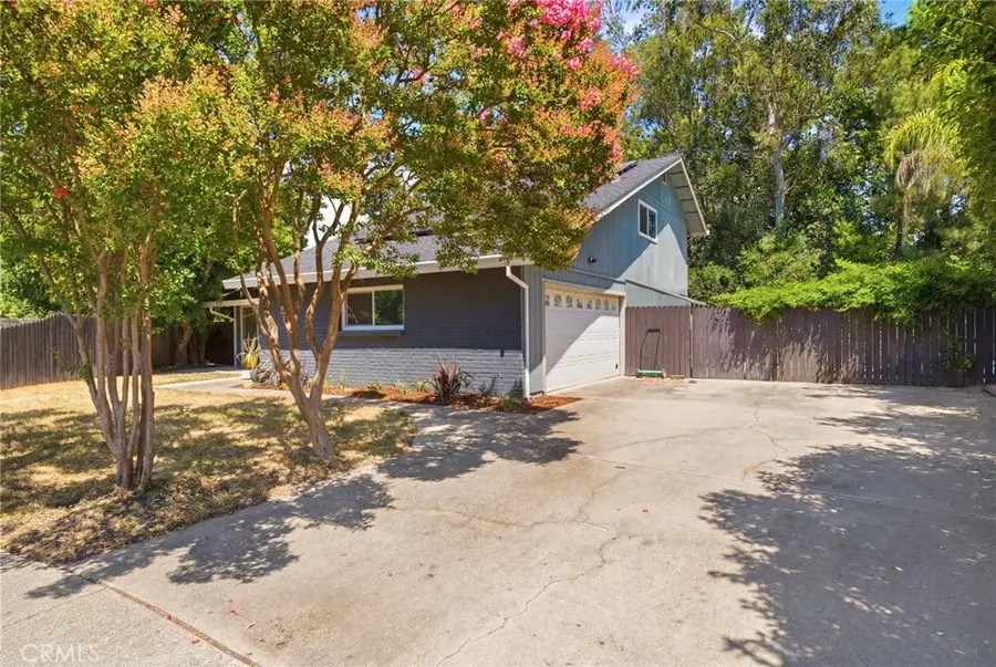 8 Creekwood Court, Chico, CA 95926 - #3