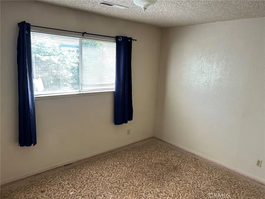 183 E Washington Avenue, Chico, CA 95926 - #2