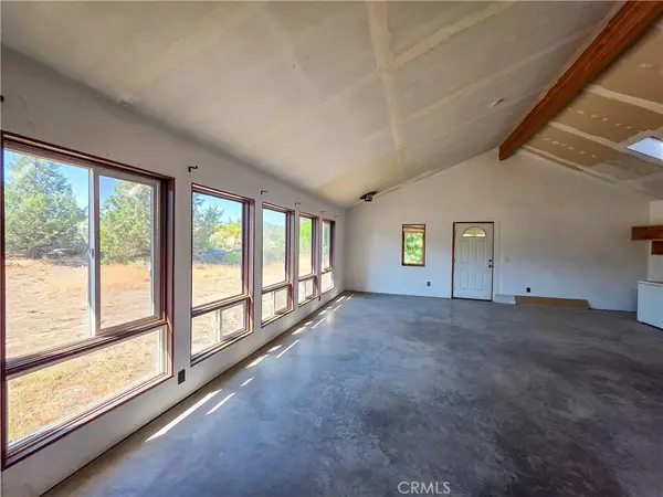 7021 Quarry Rd, Weed, CA 96094