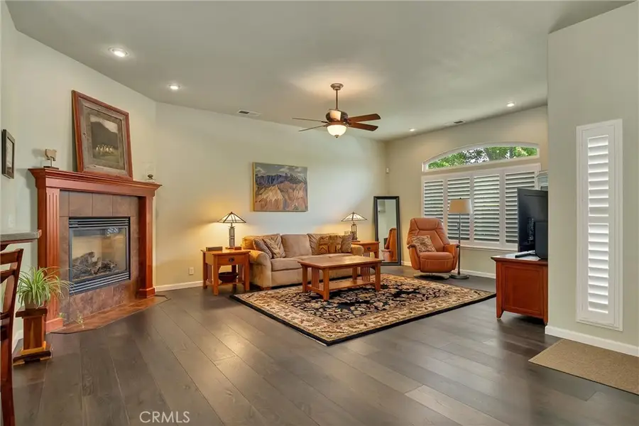 36 Phyllis Court, Chico, CA 95928 - #3