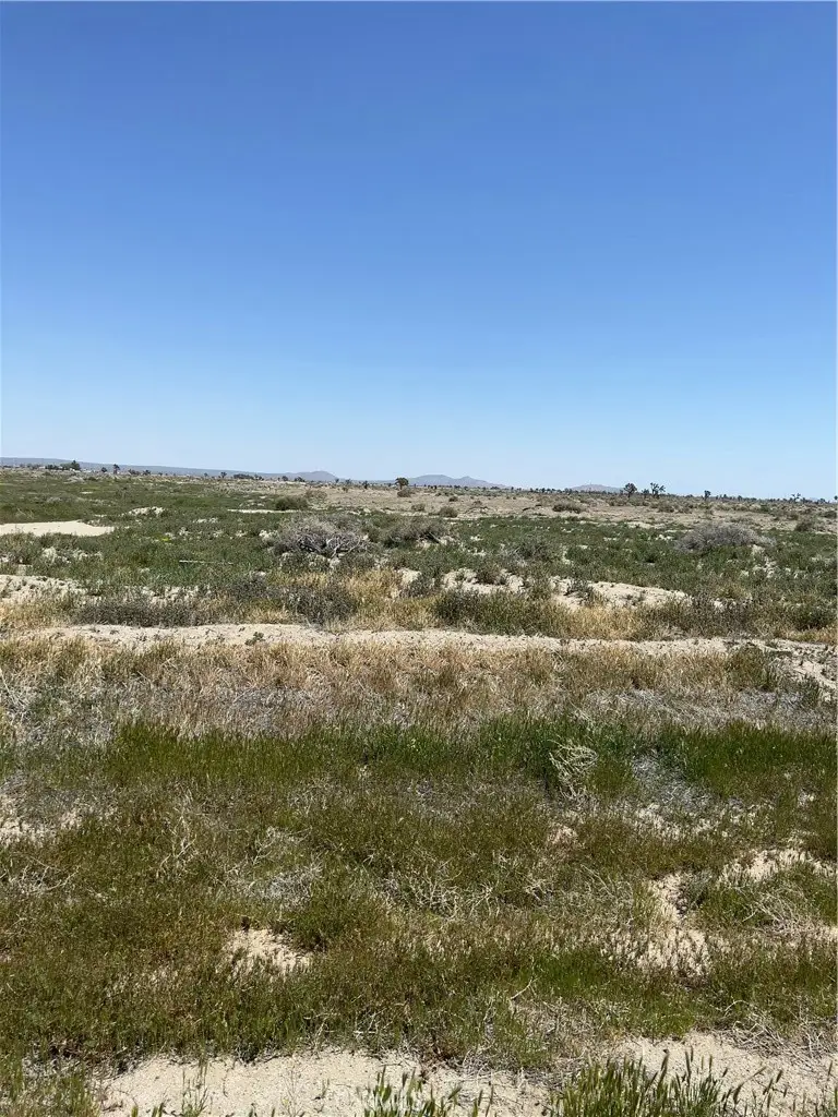 70 E Avenue I, Lancaster, CA 93535 - #2