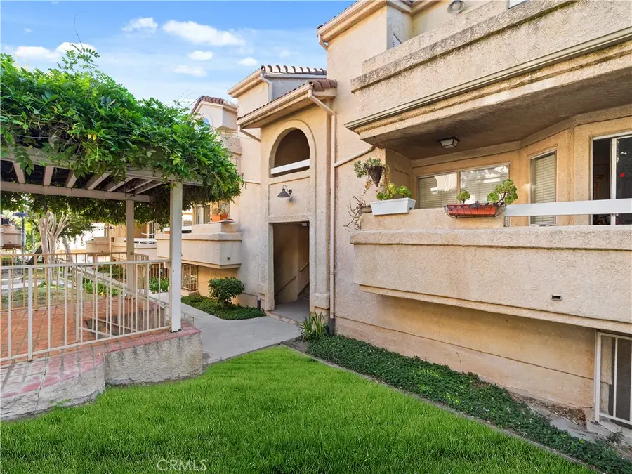 19810 Sandpiper Place #22, Newhall, CA 91321 - #2