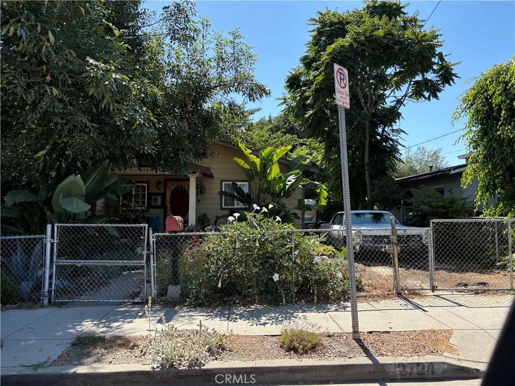 2724 Queen Street, Los Angeles, CA 90039 - #1