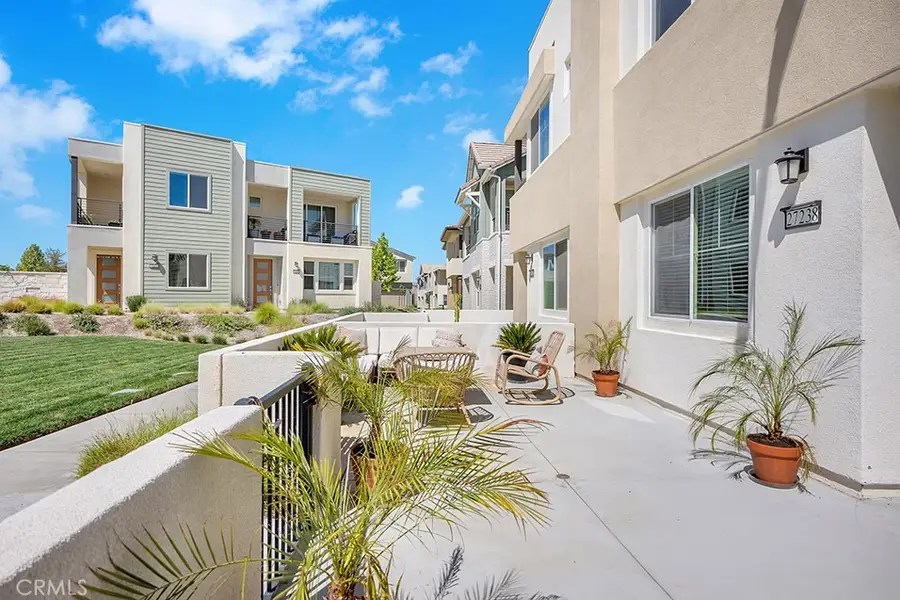 27238 Red Willow Court, Valencia, CA 91381 - #3