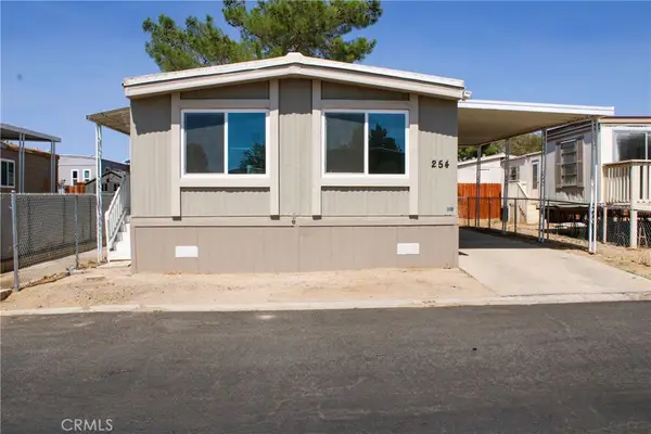 3300 15th W #254, Rosamond, CA 93560