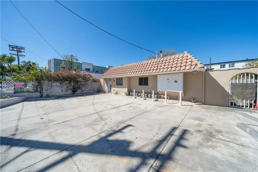 5335 Harmony Avenue, North Hollywood, CA 91601 - #3
