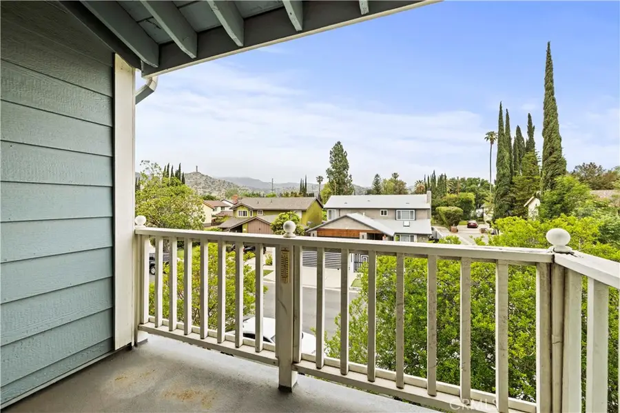 21912 Hiawatha Street #2, Chatsworth, CA 91311 - #3