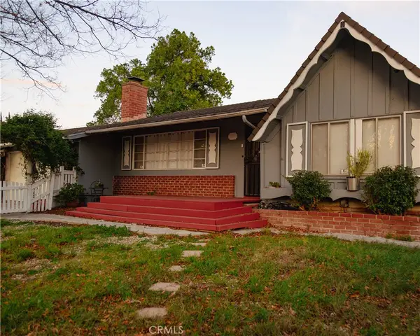 8554 Owensmouth Avenue, Canoga Park, CA 91304