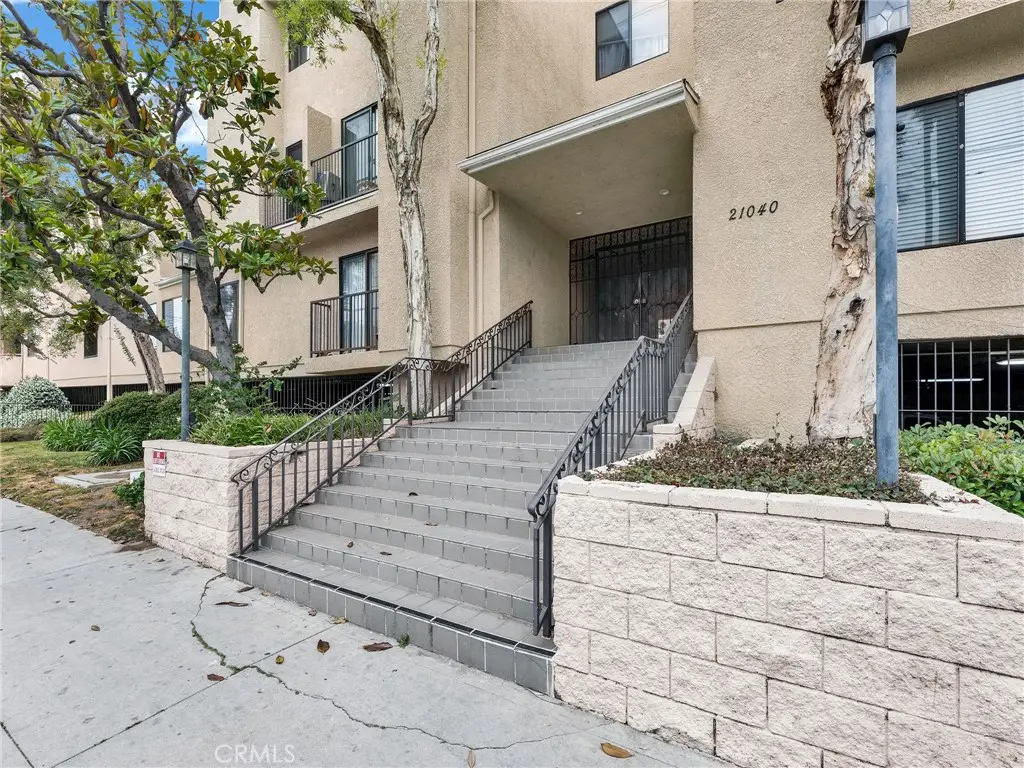 21040 Parthenia Street #20, Canoga Park, CA 91304 - Image #1