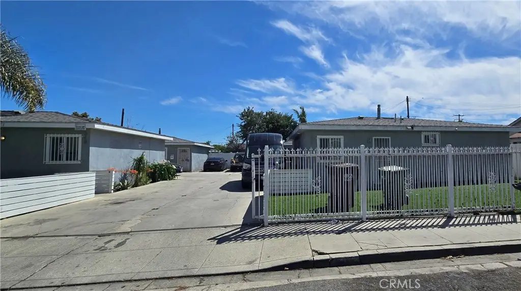 348 W Peach Street, Compton, CA 90222 - Image #1