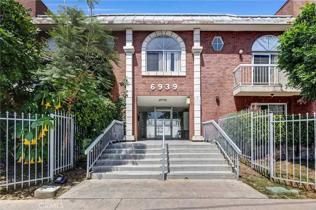 6939 Alabama Avenue #105, Canoga Park, CA 91303 - Image #1