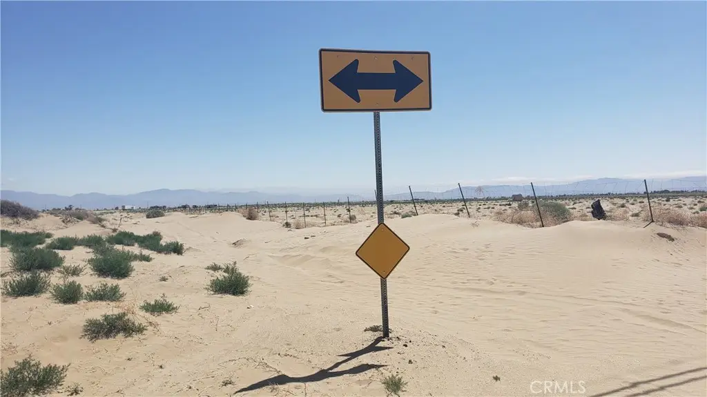 80 E Ave I, Lancaster, CA 93535 - #1