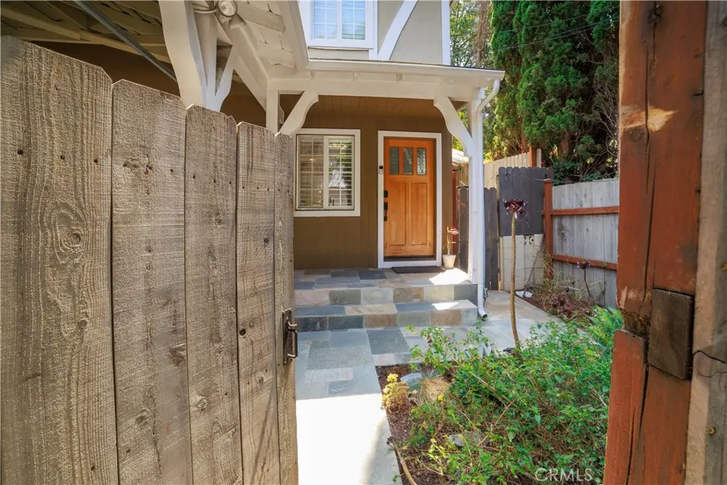 1118 N Beverly Glen Boulevard, Los Angeles, CA 90077 - Image #1