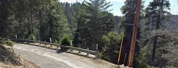 1170 Chateau Drive, Crestline, CA 92325