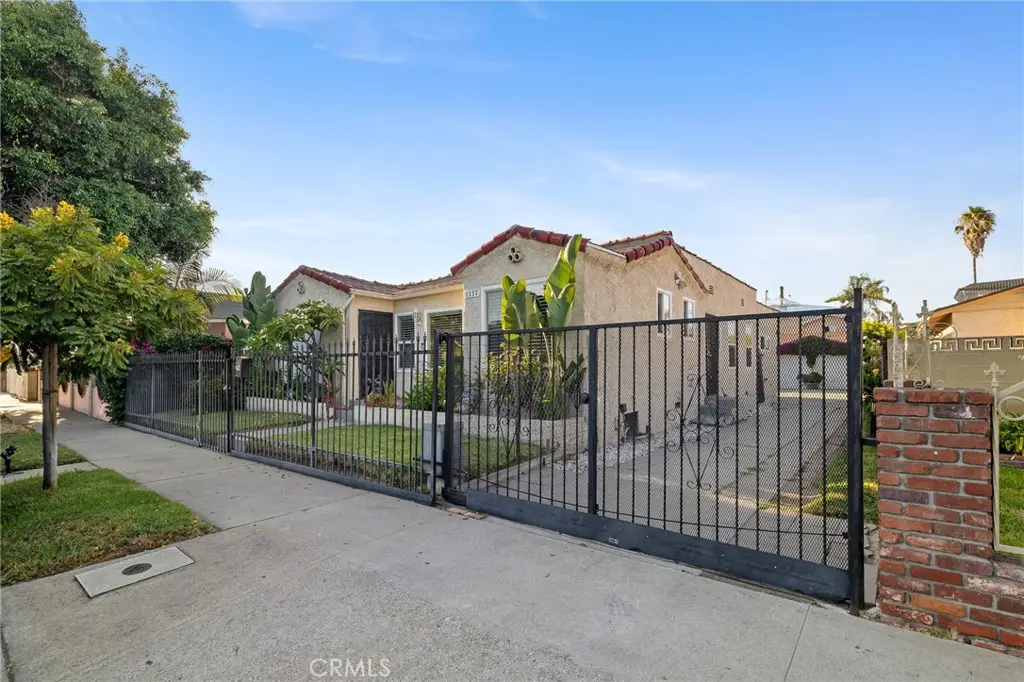 1337 W Gage Avenue, Los Angeles, CA 90044 - Image #1