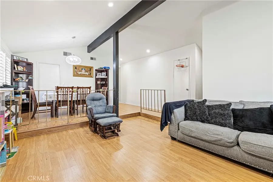 9689 Kewen Avenue, Pacoima, CA 91331 - Image #3