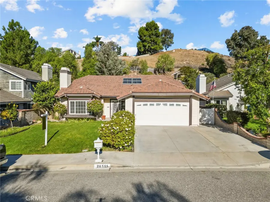 28111 Eagle Peak Avenue, Canyon Country, CA 91387 - Image #2