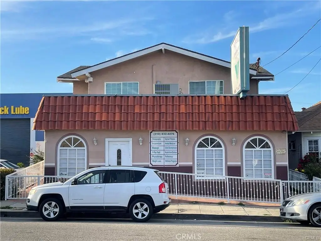 660 W 7th Street, San Pedro, CA 90731 - #1