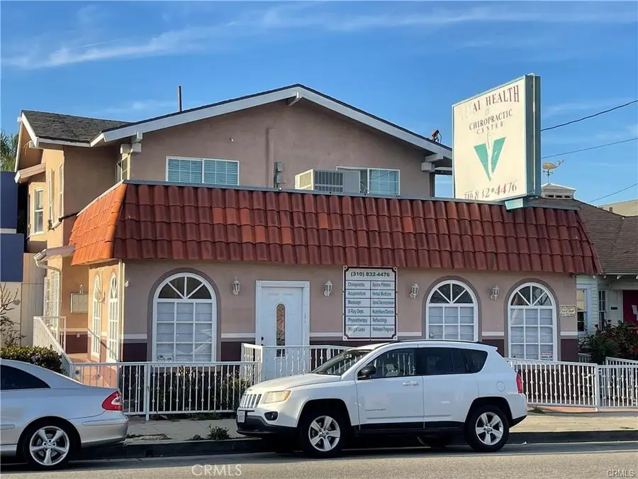 660 W 7th Street, San Pedro, CA 90731 - #2