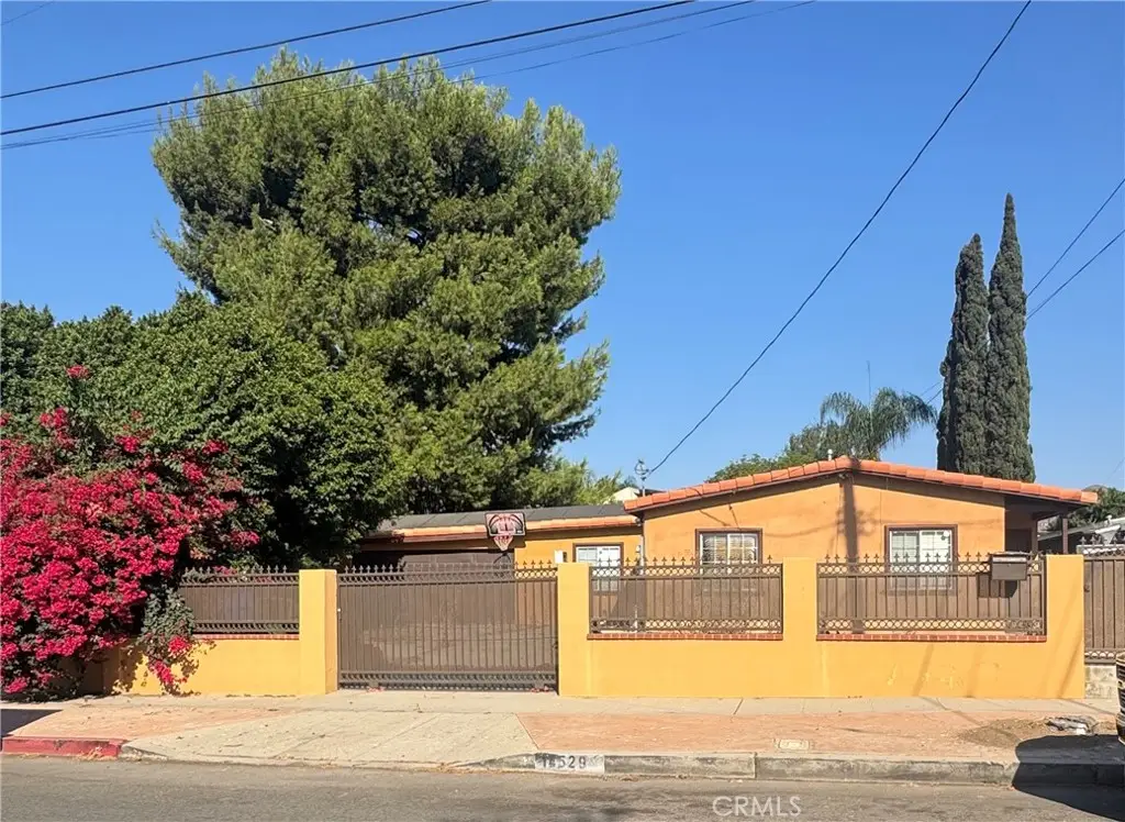 14529 Paddock Street, Sylmar, CA 91342 - #1