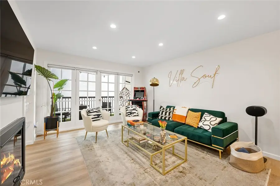 906 N Doheny Drive #318, West Hollywood, CA 90069 - Image #2