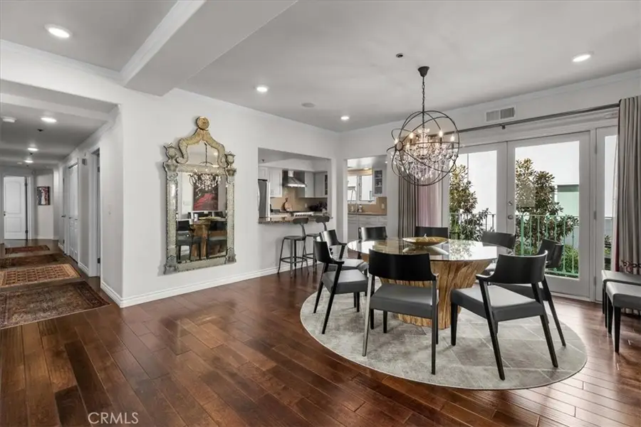 10721 Ohio Avenue, Los Angeles, CA 90024 - Image #3