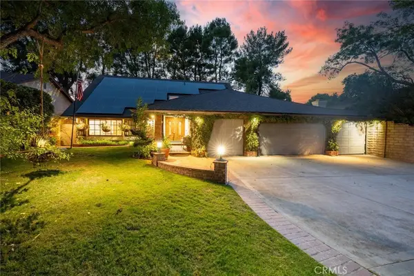 25261 Avenida Rondel, Valencia, CA 91355