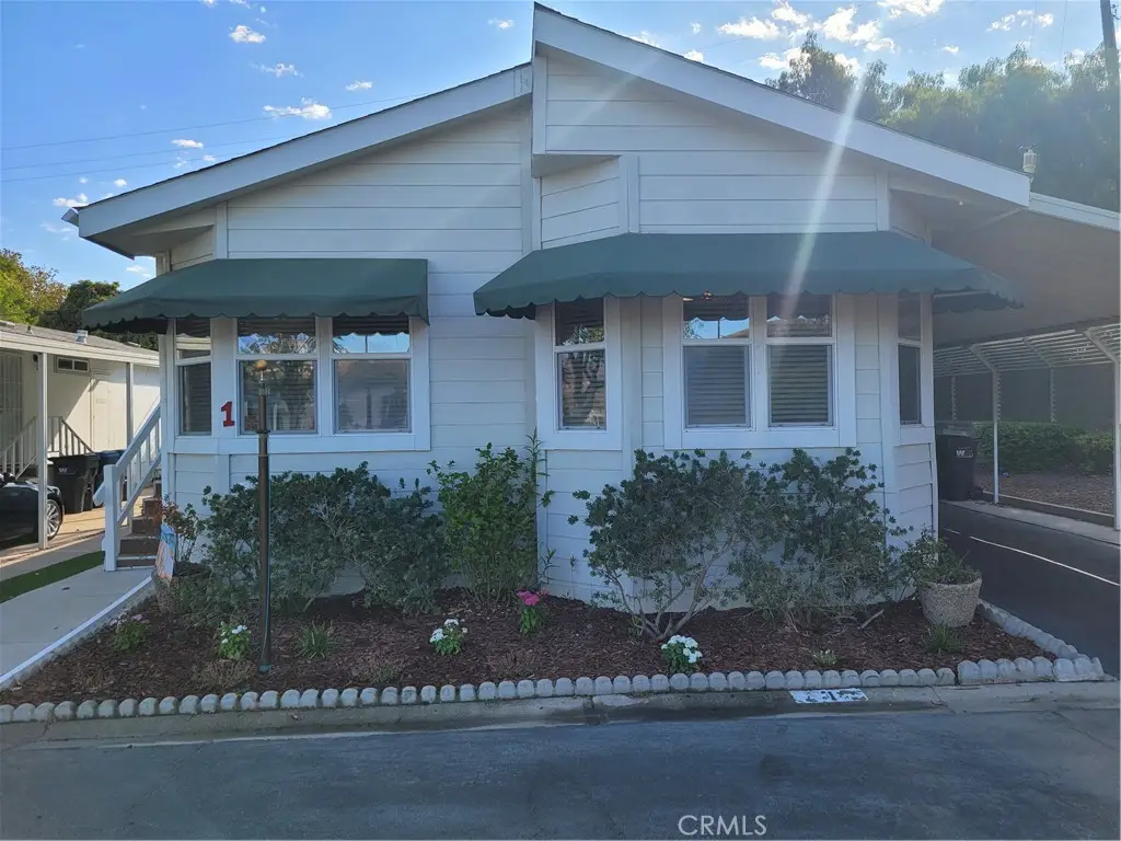 195 Tierra Rejada Rd #1, Simi Valley, CA 93065 - Image #1